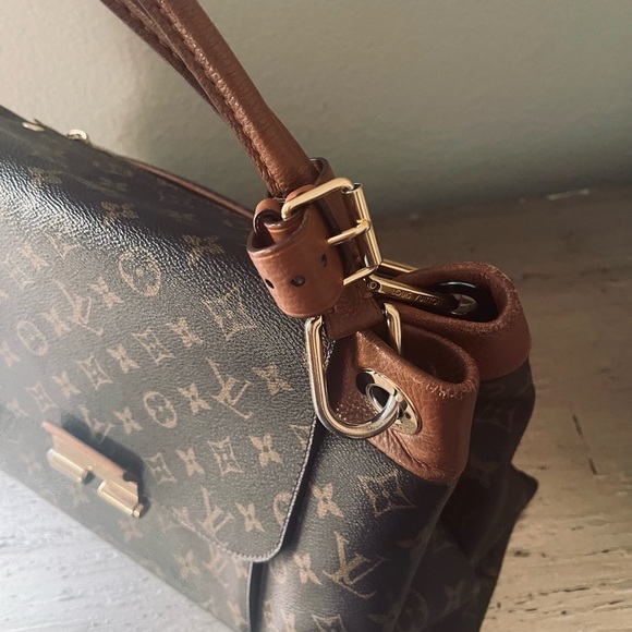 Louis Vuitton Monogram Olympe - Picture 14 of 15